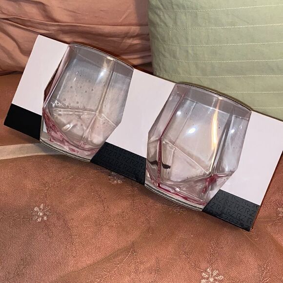 NWT! Rachel Zoe Pink Faceted Wine Gl… - Picture 7 of 9